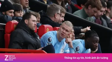 سخرية جماهيرية.. ردود فعل واسعة تجاه مستوى هالاند في مباراة مانشستر يونايتد الأخيرة